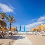 Graciosa- Beachside Apartment